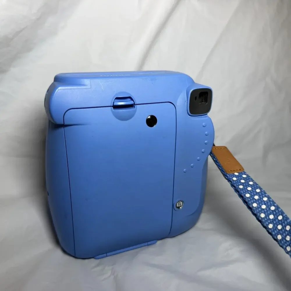 Fujifilm Instax Mini 9 Instant Camera, Cobalt Blue READ DESCRIPTION